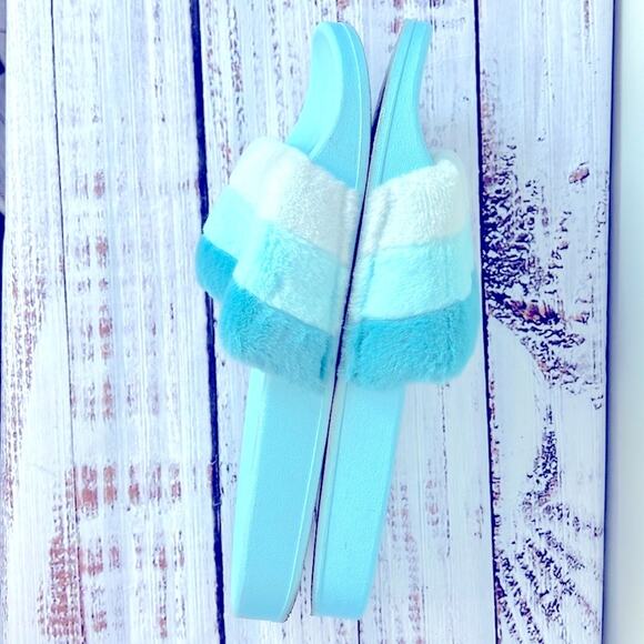 Victoria's Secret Striped Faux Fur Slides size Large - Picture 4 of 14